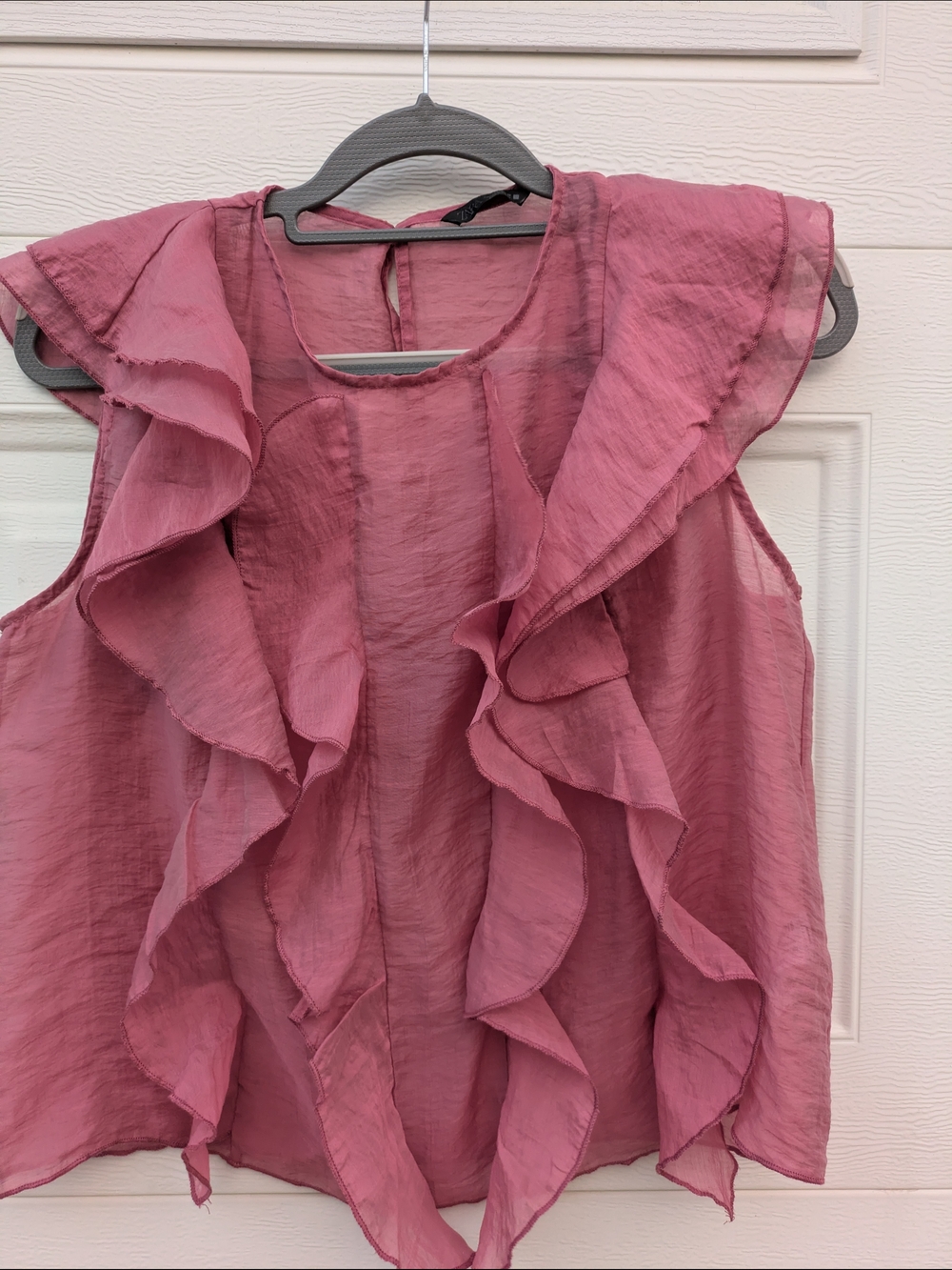 Zara Ruffled Sleeveless Blouse - Dusty Rose